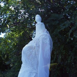 🌝🌹Vintage Wedding Gown Size 4